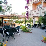 Beyaz Saray Side