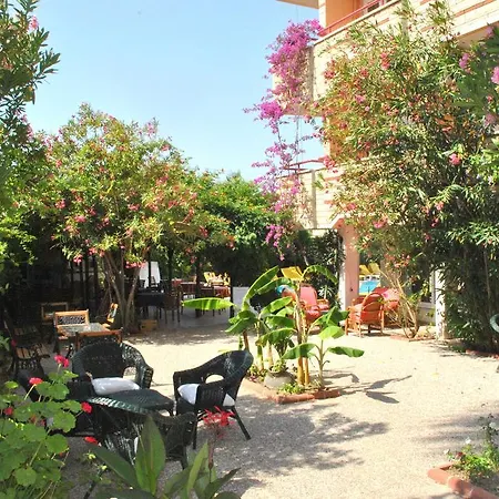 ホテル Beyaz Saray 2*