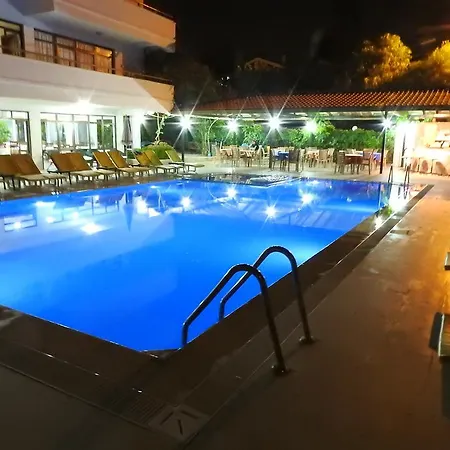 Beyaz Saray Hotel Sidé